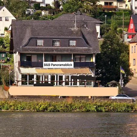 Panoramablick * Kattenes